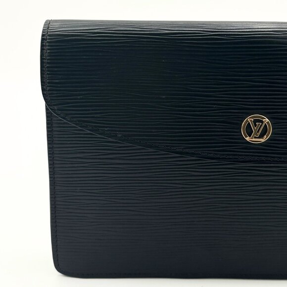 Louis Vuitton Epi 23 Black Leather Clutch - Picture 7 of 8